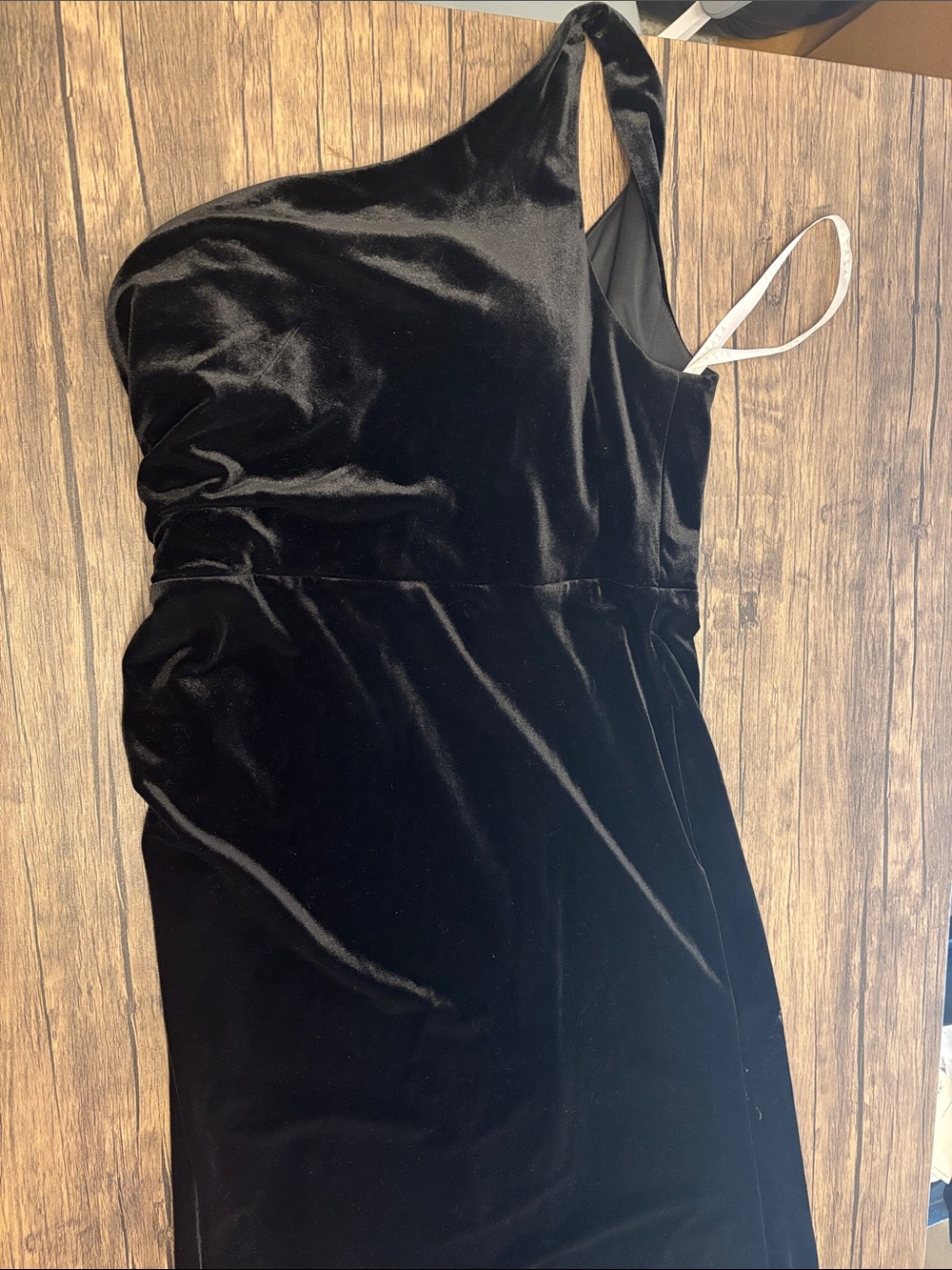 Azazie Black One-Shoulder Velvet Gown